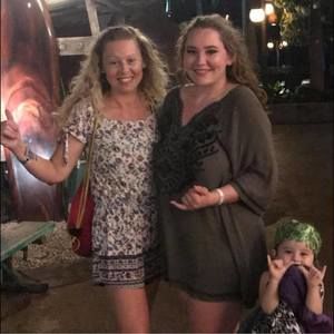 Meet your Posher, Angela